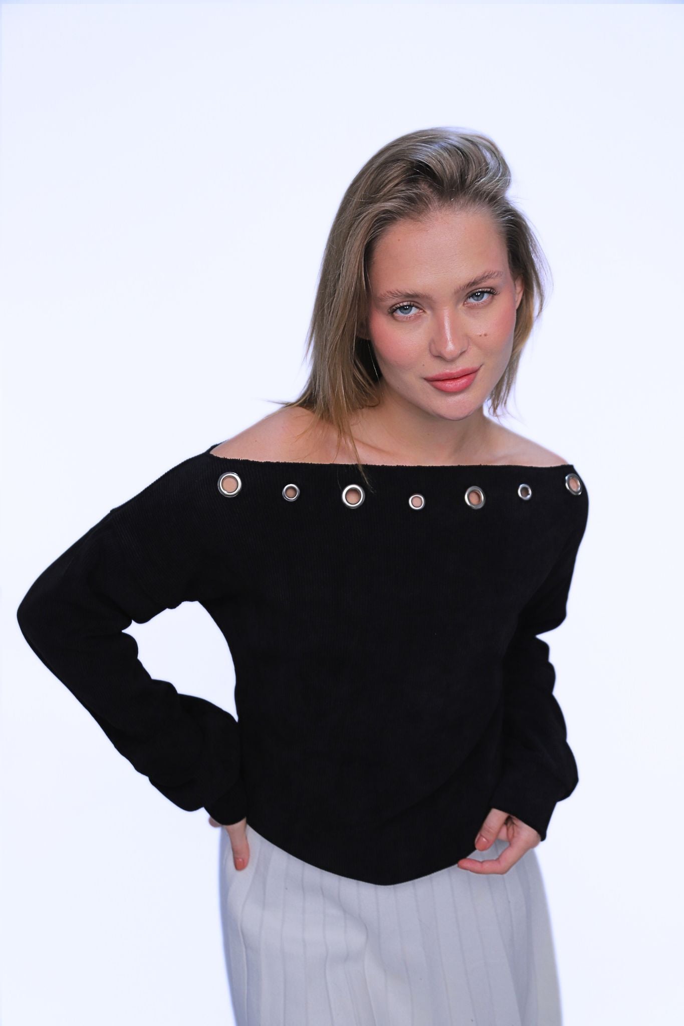 Asymmetrical Off shoulder Top