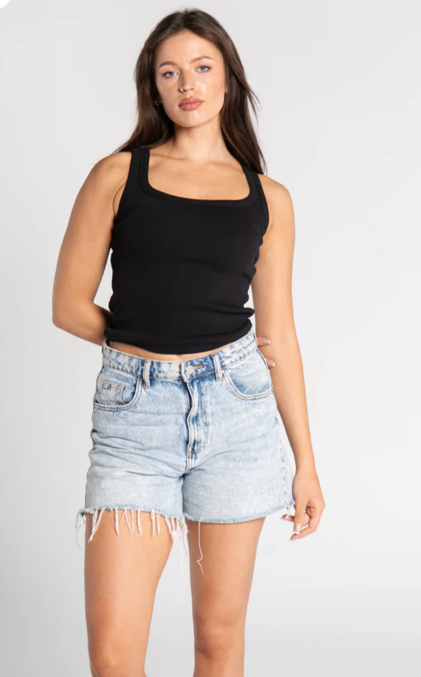 Ribbed Square neck